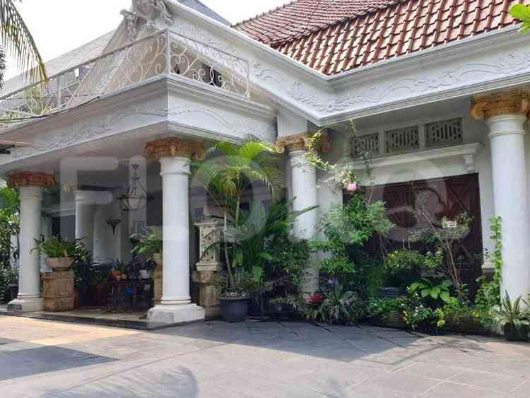 Dijual Rumah 5 BR, Luas 800 m2 di Jl. Yusuf Adiwinata, Menteng 1