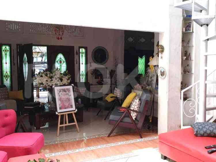 800 sqm, 5 BR house for sale in Jl. Yusuf Adiwinata, Menteng 7