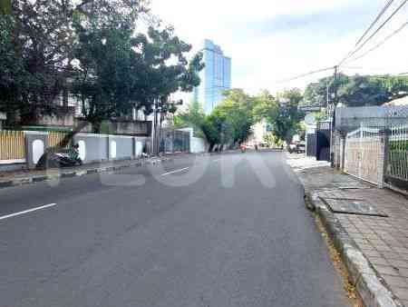 Dijual Rumah 5 BR, Luas 400 m2 di Jl HOS Cokroaminoto, Menteng 2