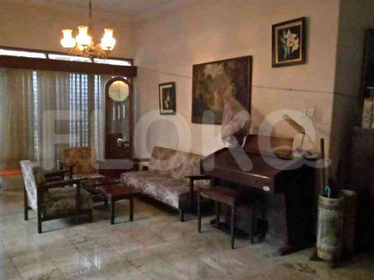 466 sqm, 7 BR house for sale in Jl. Menteng Raya, Menteng 2