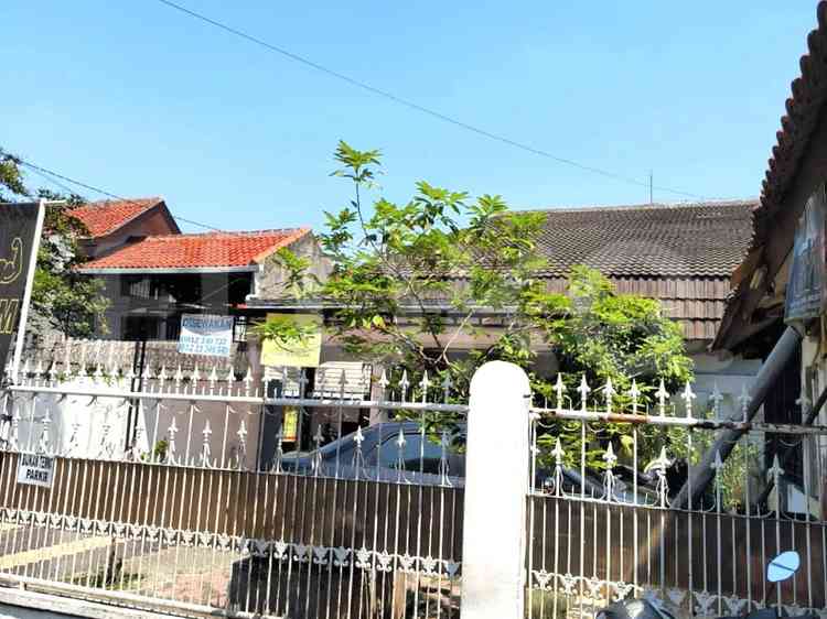 Disewakan Rumah 4 BR, Luas 250 m2 di Duren Tiga, Pancoran 2