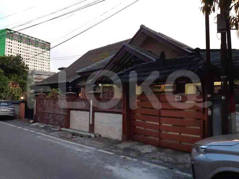 37 sqm, 6 BR house for sale in Jl. Talang, Menteng 6