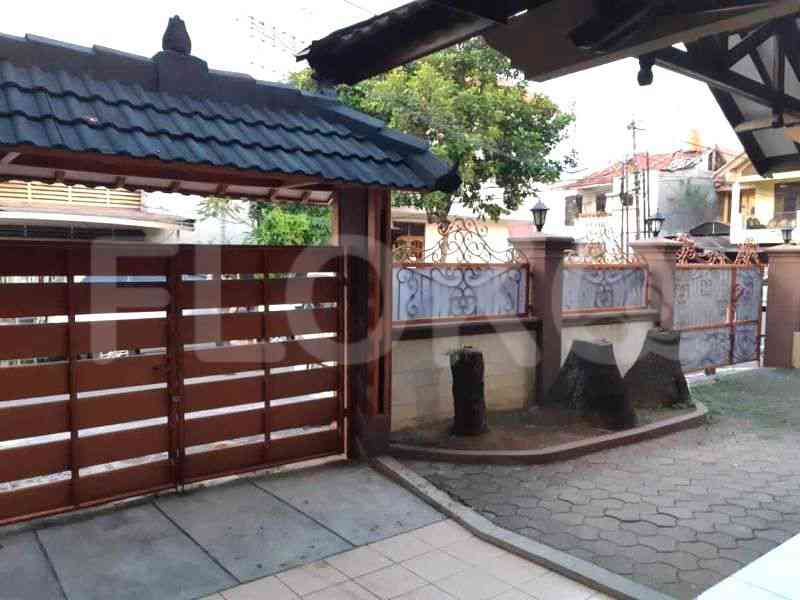 37 sqm, 6 BR house for sale in Jl. Talang, Menteng 1