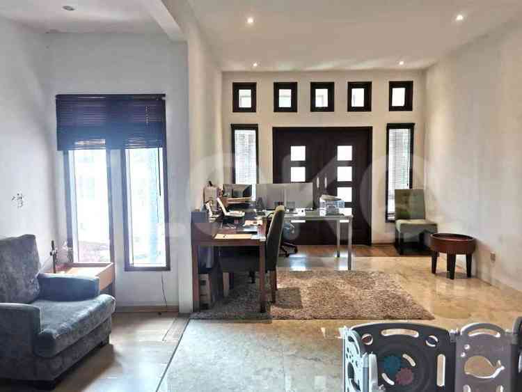 375 sqm, 5 BR house for sale in Jl. Pasuruan, Menteng 3