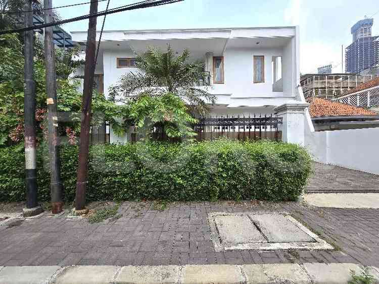 Dijual Rumah 3 BR, Luas 600 m2 di Jl. Lombok, Menteng 12