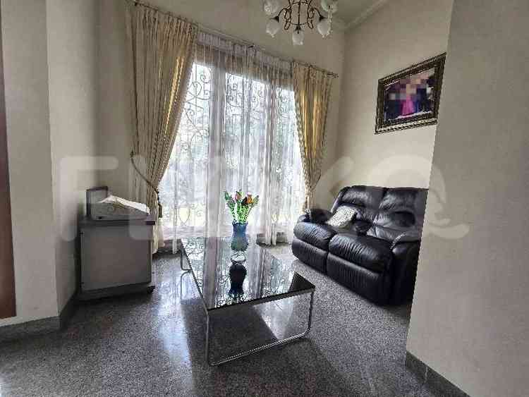 Dijual Rumah 3 BR, Luas 600 m2 di Jl. Lombok, Menteng 11