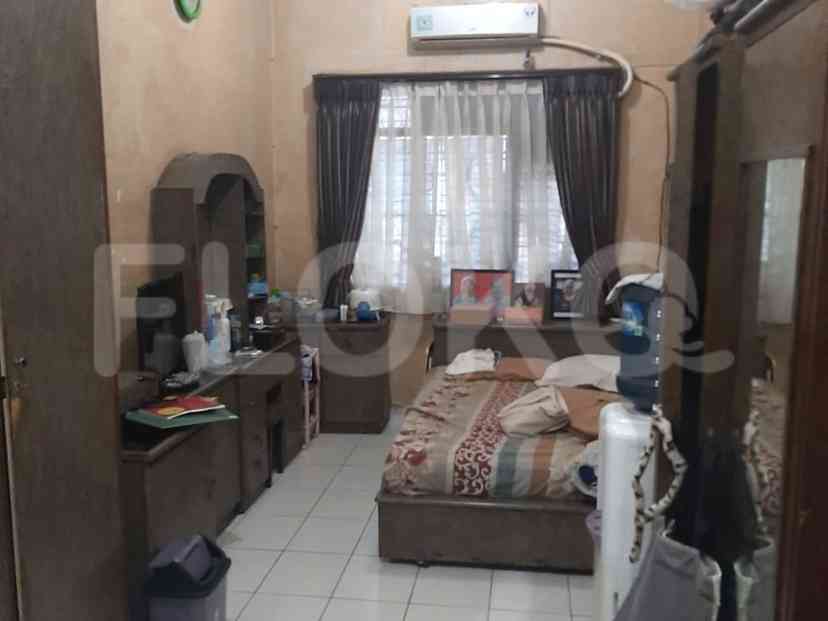 Dijual Rumah 7 BR, Luas 350 m2 di Pasar baru, Pasar Baru 2