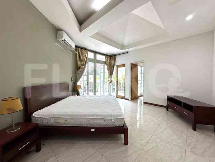 600 sqm, 4 BR house for sale in Jl. Lombok, Menteng 7