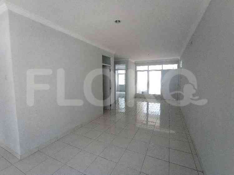 135 sqm, 4 BR house for rent in Jl. Kenari, Bintaro 1