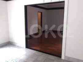 Dijual Rumah 5 BR, Luas 389 m2 di Jl. Hj. Agus Salim, Menteng 4