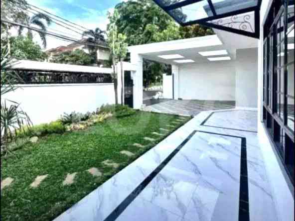 Dijual Rumah 4 BR, Luas 400 m2 di Jl. Wijaya Kusuma, Cilandak 6