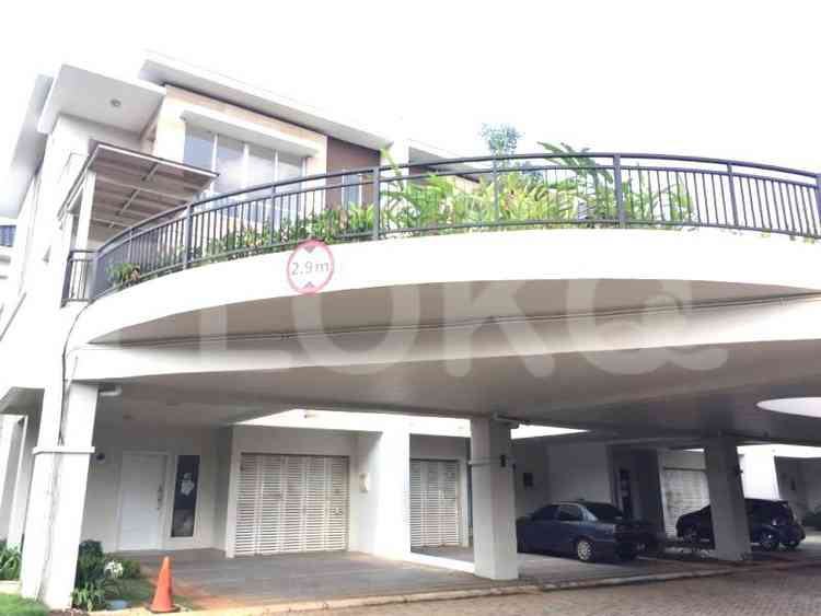 Dijual Rumah 3 BR, Luas 250 m2 di Jl. Lebak Bulus Indah PDK, Cilandak 1