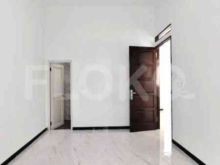 Dijual Rumah 4 BR, Luas 150 m2 di Jl. Margasatwa, Cilandak 6