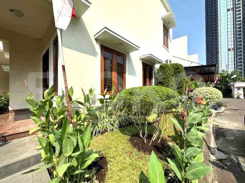 275 sqm, 4 BR house for sale in Jl. RSPP, Cilandak 5