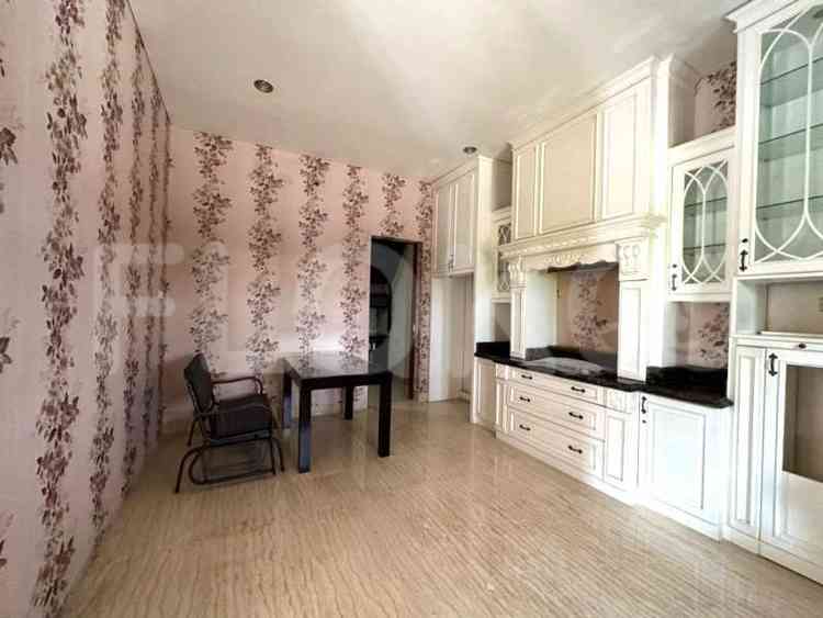 275 sqm, 4 BR house for sale in Jl. RSPP, Cilandak 15