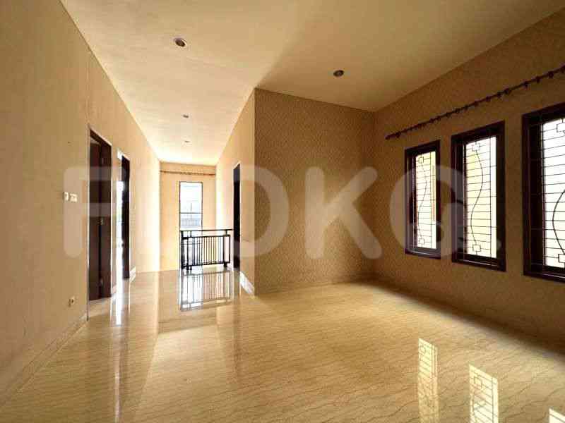 275 sqm, 4 BR house for sale in Jl. RSPP, Cilandak 22