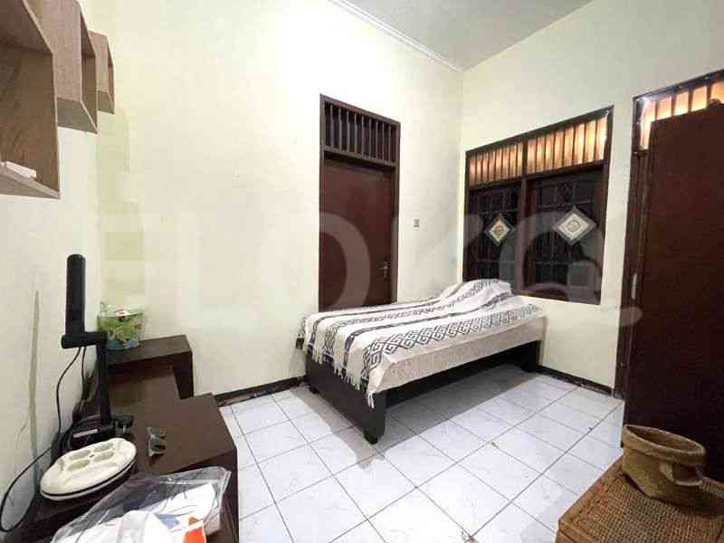 120 sqm, 4 BR house for sale in Jl. Taman Sari 1, Cilandak 3