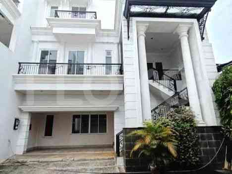 368 sqm, 6 BR house for sale in Jl. Lebak Bulus 1, Cilandak 1