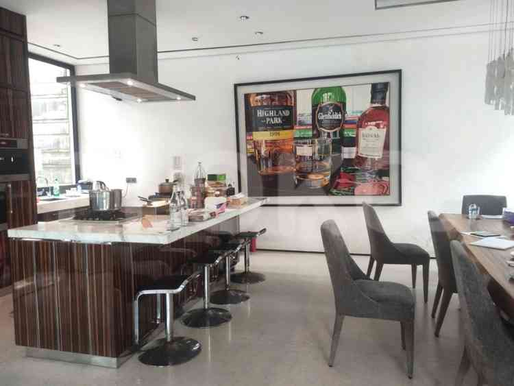 Dijual Rumah 3 BR, Luas 240 m2 di Modern Graha Raya, Alam Sutera 5