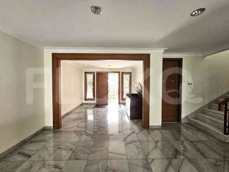 242 sqm, 4 BR house for sale in Jl. Cilandak Kko, Ragunan 1