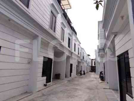 55 sqm, 2 BR house for sale in Jl. Moh Kahfi, Cilandak 2