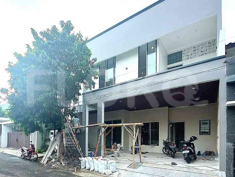 230 sqm, 4 BR house for sale in Bintaro, Bintaro 1