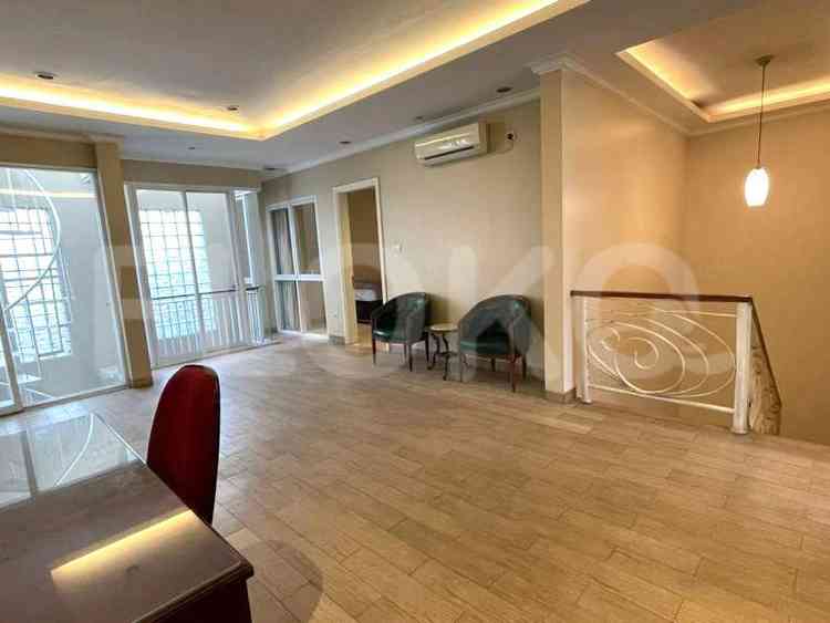 Disewakan Rumah 3 BR, Luas 300 m2 di Jl. Cilandak Tengah, Cilandak 5