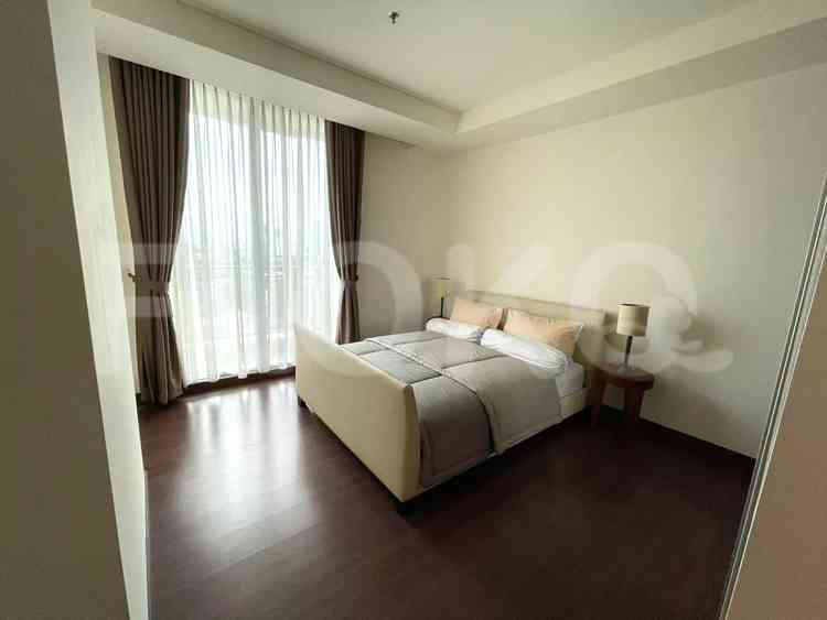 175 sqm, 25th floor, 2 BR apartment for sale in Gandaria 6