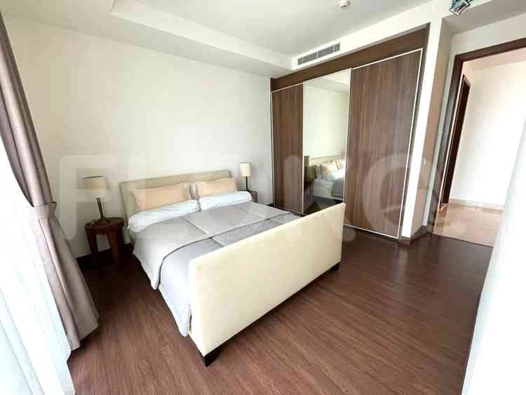 175 sqm, 25th floor, 2 BR apartment for sale in Gandaria 12