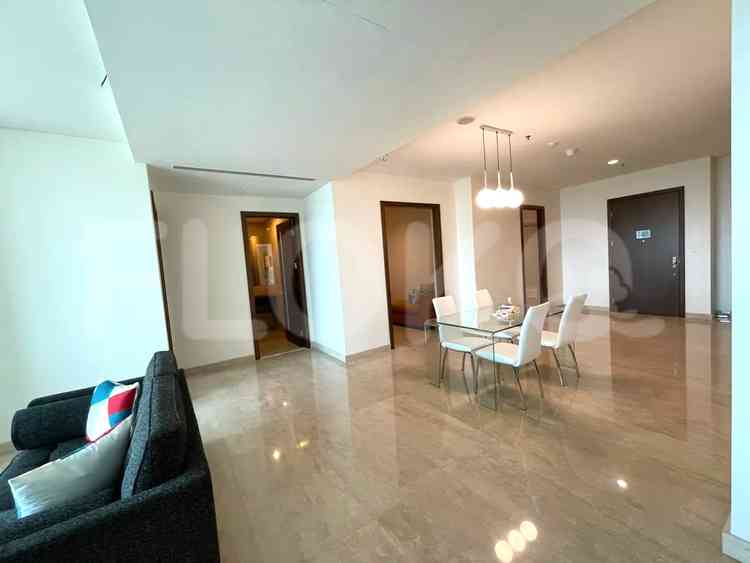 175 sqm, 25th floor, 2 BR apartment for sale in Gandaria 7