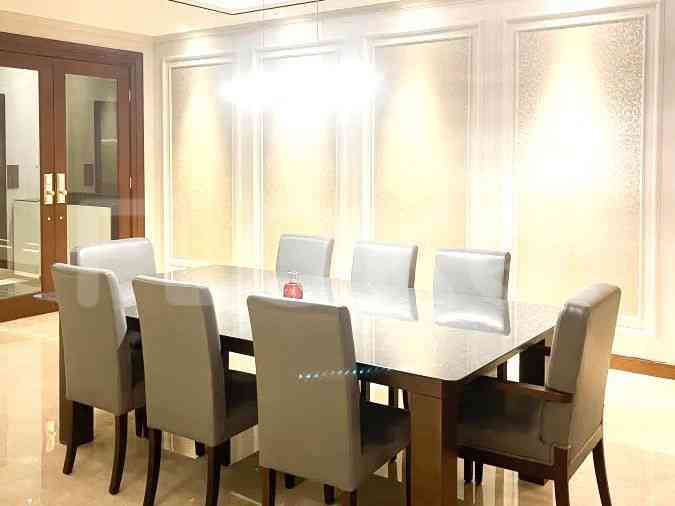 265 sqm, 31st floor, 3 BR apartment for sale in Menteng 1