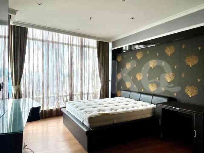 261 sqm, 20th floor, 3 BR apartment for sale in Menteng 1