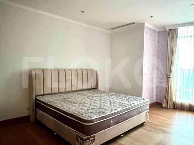 261 sqm, 20th floor, 3 BR apartment for sale in Menteng 2