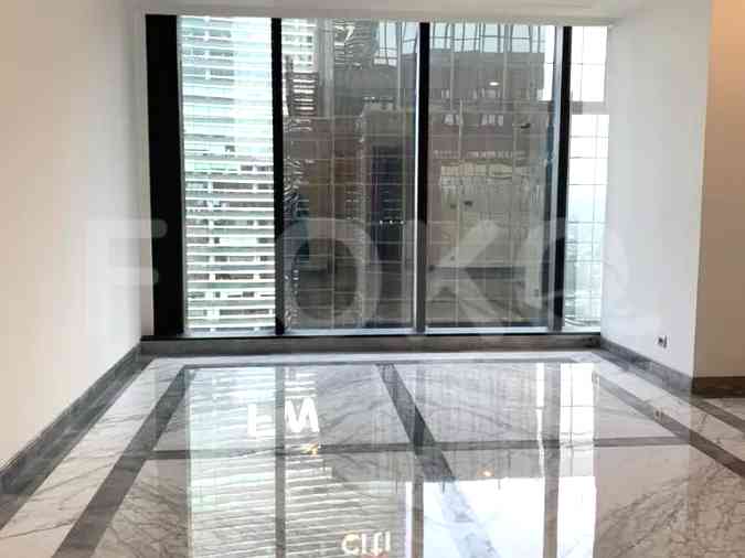 352 sqm, 20th floor, 3 BR apartment for sale in Kebayoran Baru 6