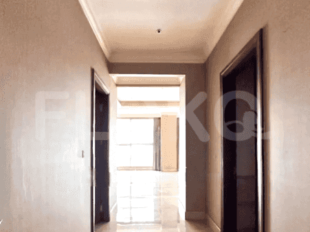 1000 sqm, 1st floor, 4 BR apartment for sale in Kebayoran Baru 1