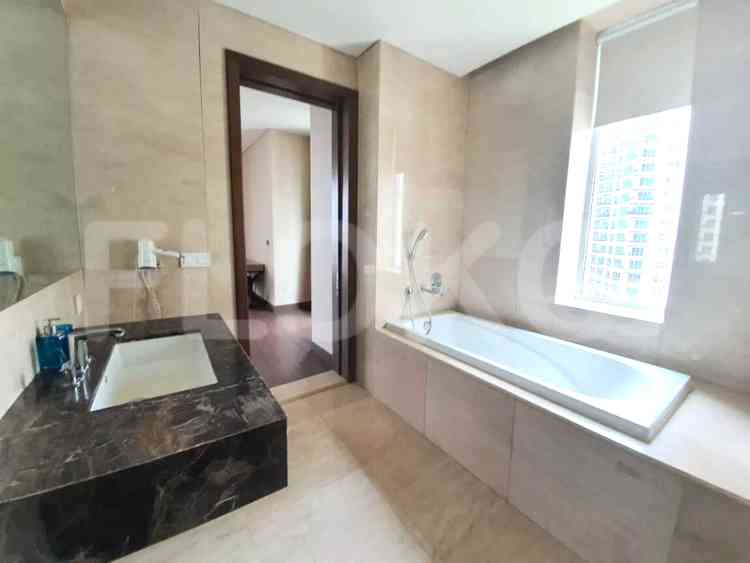 128 sqm, 19th floor, 2 BR apartment for sale in Gandaria 2