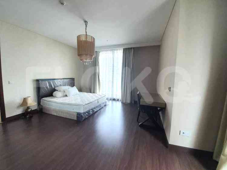 128 sqm, 19th floor, 2 BR apartment for sale in Gandaria 4