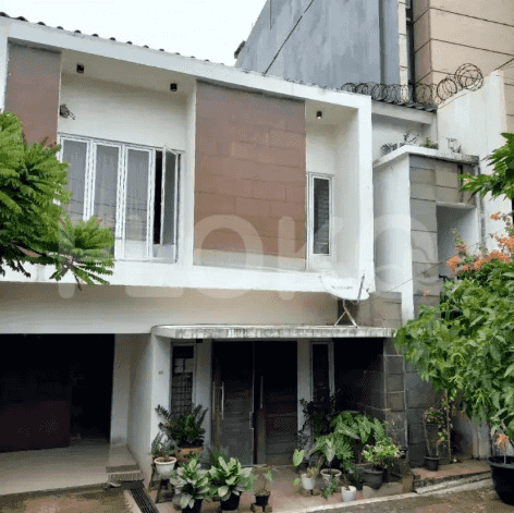 Dijual Rumah 4 BR, Luas 600 m2 di Senopati Sudirman, Blok M 1