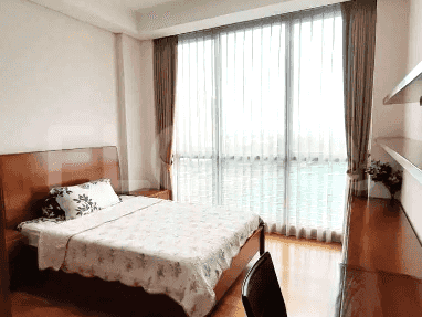 235 sqm, 2nd floor, 2 BR apartment for sale in Tanah Abang 2