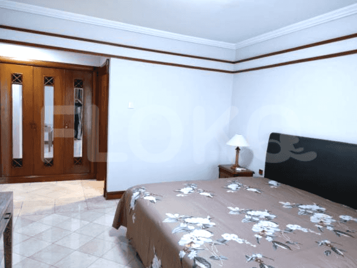 Dijual Apartemen 2 BR, Lantai 10, Luas 135 m2 di Kuningan 1