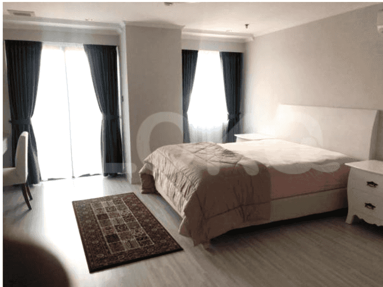 Dijual Apartemen 3 BR, Lantai 7, Luas 184 m2 di Kebayoran Lama 5