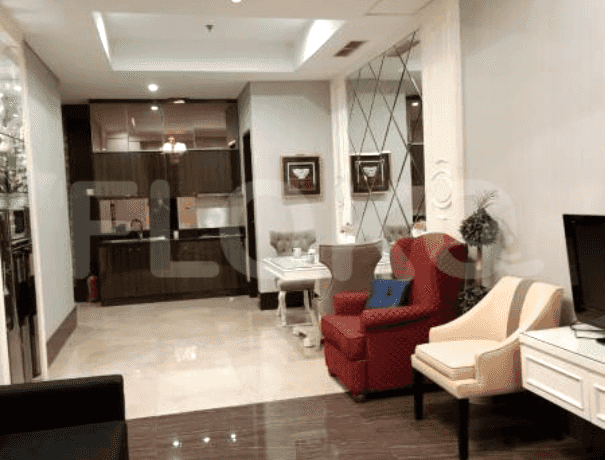 Dijual Apartemen 2 BR, Lantai 9, Luas 60 m2 di Gatot Subroto 5