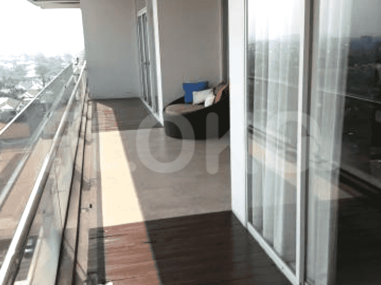 224 sqm, 6th floor, 4 BR apartment for sale in Mampang Prapatan 3