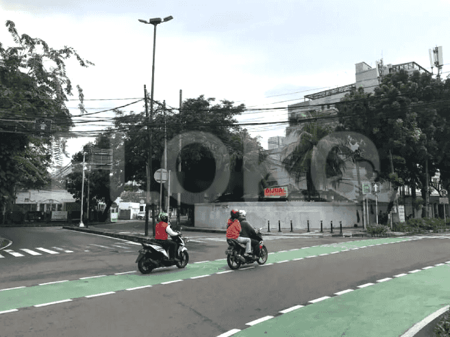 Disewakan Tanah Luas 1012 m2 di Jl Wahid Hasyim, Menteng 1