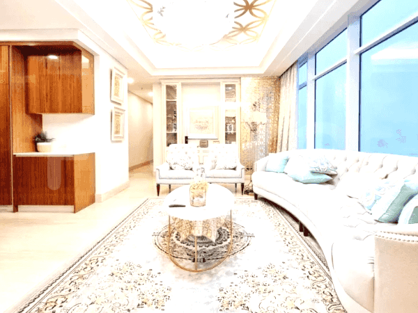 240 sqm, 27th floor, 5 BR apartment for sale in Setiabudi 8