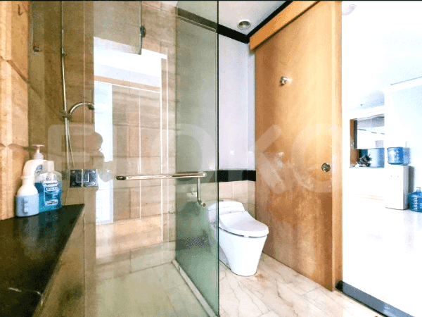 225 sqm, 32nd floor, 2 BR apartment for sale in Menteng 4