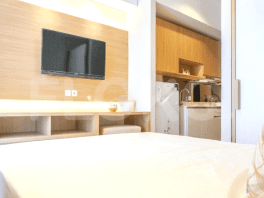 Dijual Apartemen 1 BR, Lantai 19, Luas 26 m2 di Grogol Petamburan 3