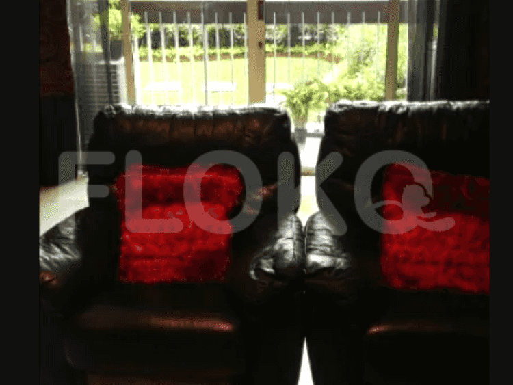 Dijual Apartemen 4 BR, Lantai 1, Luas 200 m2 di Gatot Subroto 2