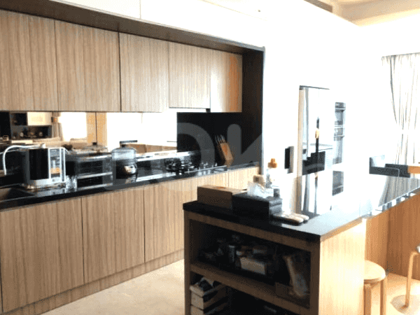 181 sqm, 37th floor, 3 BR apartment for sale in Kuningan 4