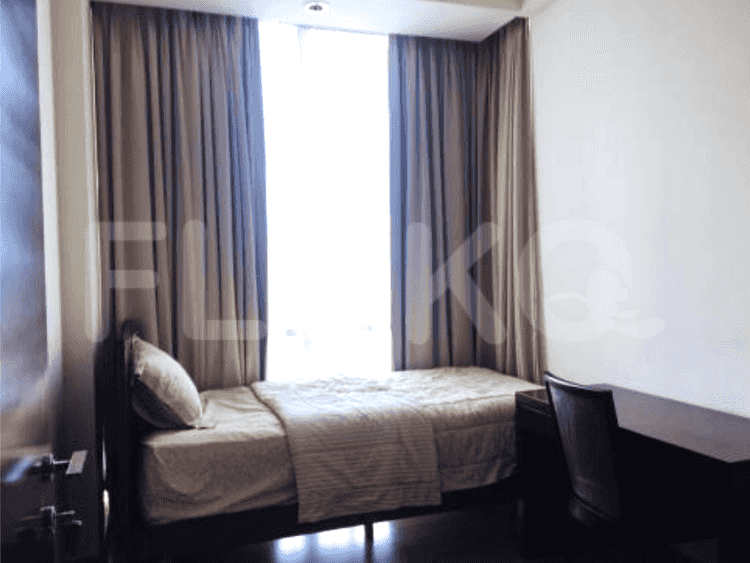 159 sqm, 12th floor, 3 BR apartment for sale in Sudirman 6